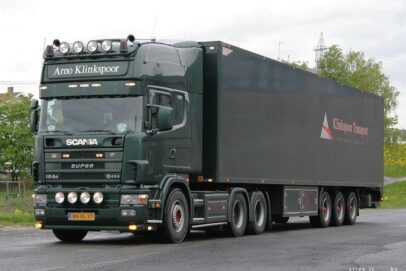 SCANIA  164-480 TOPLINE 6X2 SDLEEPAS MET 3 ASSIGE KOELOPEGGER ARNO KLINKSPOORBLOEMEN EN GROENTEN