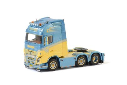 VOLVO FH 4 GLOBETROTTER XL 6X2 S.N. DE WITTE  