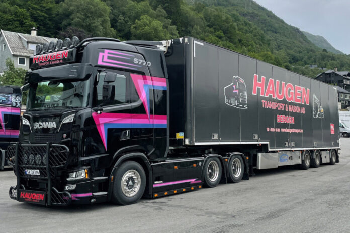 Haugen; SCANIA S HIGHLINE CS20H 6X4 SEMI | WSI Models
