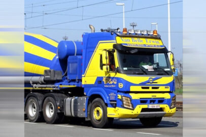 Van Belle Transport; VOLVO FMX GLOBETROT | WSI Models