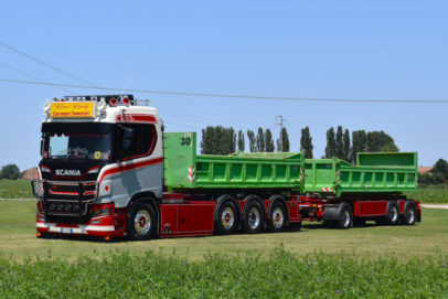 Rossi Rudy Container Transport; SCANIA R NORMAL CR20N RIGED TRUCK WITH HOOKLIFT SYSTEM 8X2 TRIDEM HOOKLIFT CONTAINER DRAWBAR TRAILER - 3 AXLE + 2X 15M3 CONTAINER
