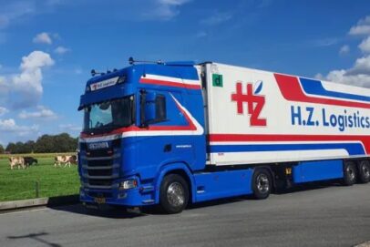 HZ Logistics - Scania NGS Highline met 3-assige koeloplegger (schaal 1:87)