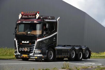 Nielsen Vognmand, Soren - DAF XF 8x2 haakarm met container