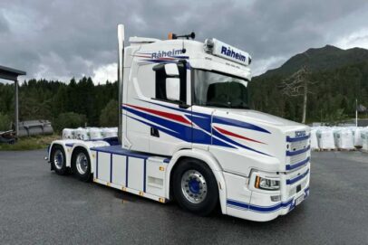 Råheim Transport AS - Tuft 6x2 normal roof